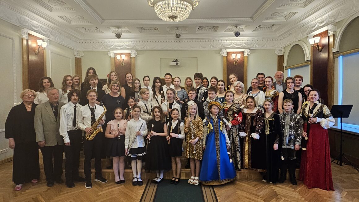 IX Rahvusvaheline laste- ja noorte puhkpillide festival «Võluhelid»