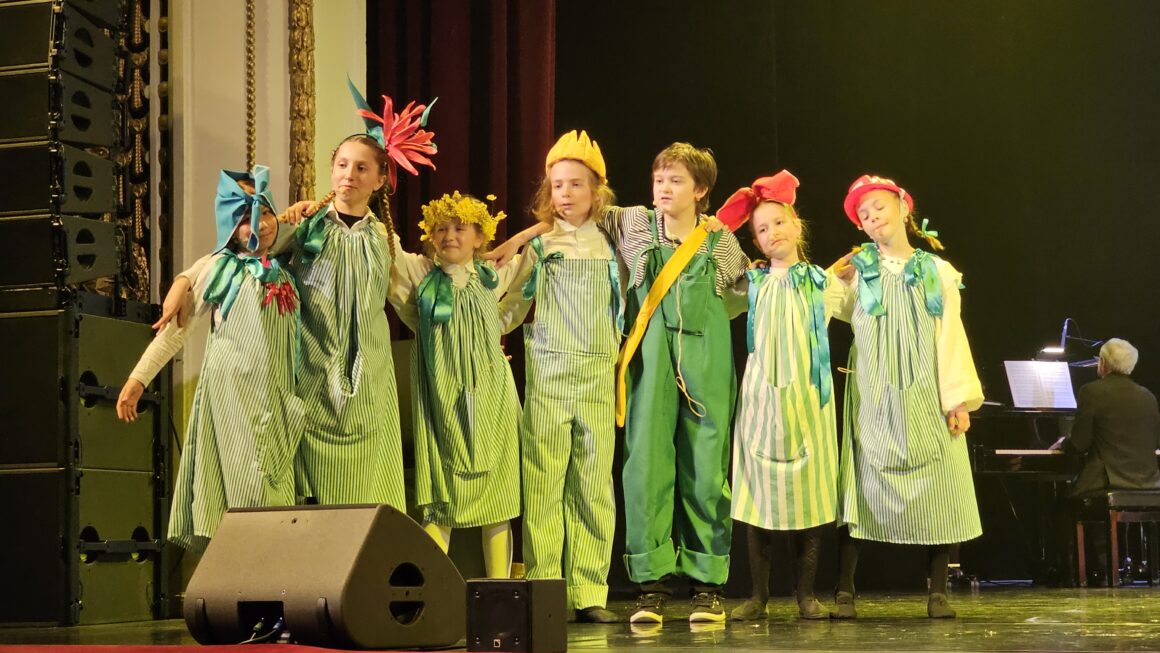 Rahvusvaheliseks lastekaitsepäevaks: Vene Kultuurikeskuse Lasteooperi teatri etendus «Jussike»